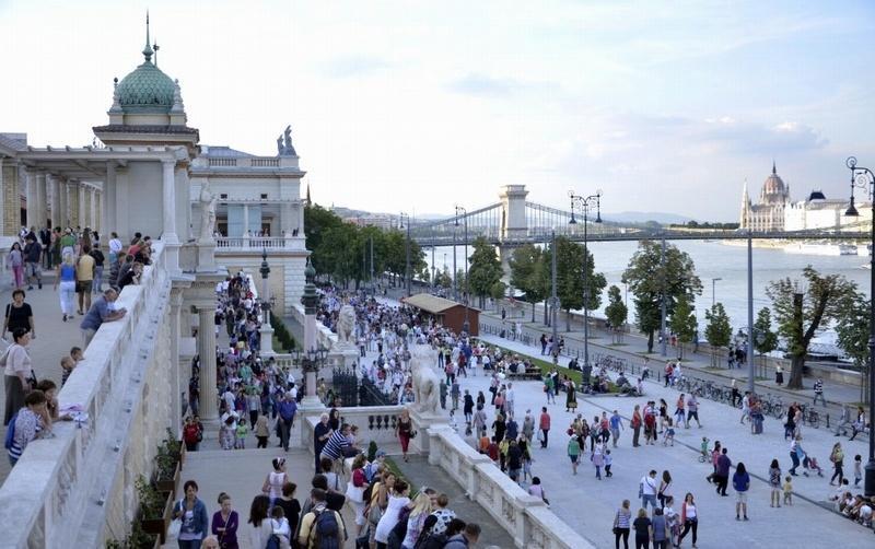 Apartment Buda Budapest Exteriör bild
